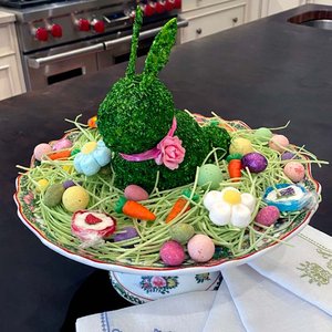 Laura Neira's Citron Mossy Bunny Cake