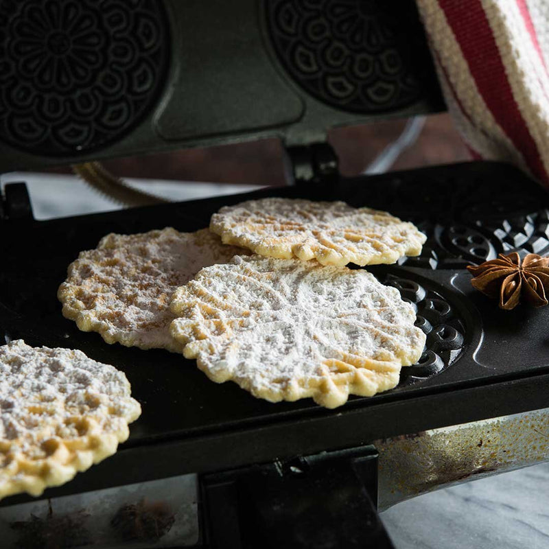 Pizzelle (Italian Waffle Cookies)